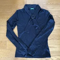 United Colors of Benetton ブラック長袖Tシャツ