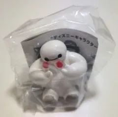 【未使用】かくれんぼフィギュア　ベイマックス？　キャンディ　フィギュア
