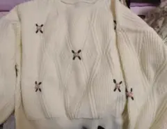 花刺繍 ホワイト ニット セーター 長袖