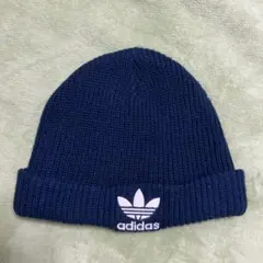 adidas ネイビー ニット帽