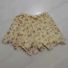 花柄ハーフパンツ クリーム色　140cm