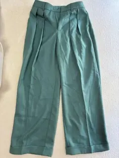 【美品】インタックワイドパンツ M グリーン【GU】