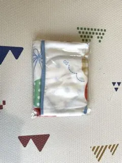 【新品】　familiar フード付きバスタオル