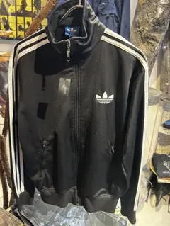 Item thumbnail for item 341dd147-5eea-4cd7-8163-de31ab3fc48f