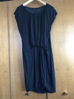 UNTITLE アンタイトル シンプル⭐︎素敵デザインギャザーワンピース
