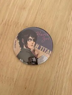 進撃の巨人 トレーディング缶バッジ Reading ver. ハンジ