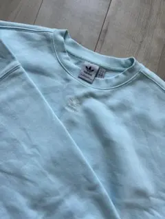 adidas originals クロップドトレーナー