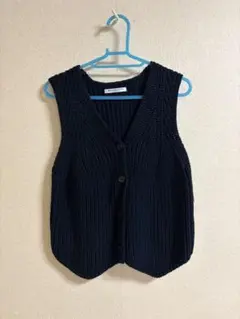 【BEAUTY&YOUTH】ネイビー ニットベスト