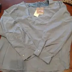 【タグ付き新品】裏起毛 青緑の長袖シャツ