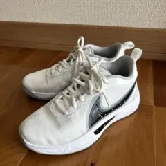 NIKE バッケットボールシューズ　23センチ