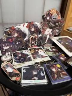 原神 胡桃 立ち絵 缶バッジ 41個まとめ売り - メルカリ