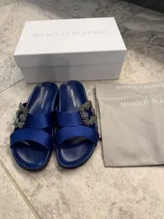 マロノブラニクフラットサンダル361/2のサムネイル