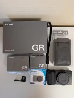 GR4 純正ケース＋純正ストラップ付き - メルカリ