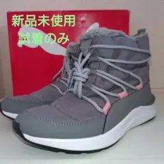 新品未使用　PUMA　プーマ　ハイカットスニーカー　ショートブーツ