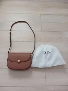 Item thumbnail for item 071b79bc-1485-4183-b071-d1c2b04b360d