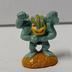 カイリキー　ポケモン　フィギュア　レトロ　レア　グッズ　昔　コレクション　当時物