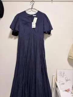 新品 未使用 EVERYDAY DRESS 鈴木六夏 クルーネック 半袖 S - メルカリ