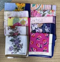 ブランドハンカチ 花柄系　10枚まとめ売り　ほぼ未使用品のサムネイル