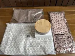 メルヴィータ&むさしの森珈琲 バッグ３点・ミラー付き小物入れセット（新品）