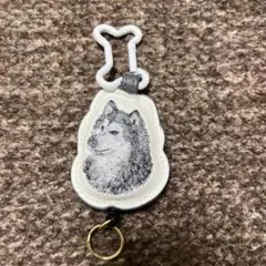 DOG CHARITY/ダイカットチャーム付きカラビナ　　ハスキー
