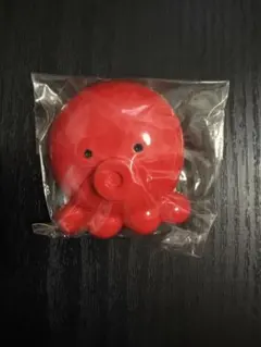 タコ マスコット ブローチ