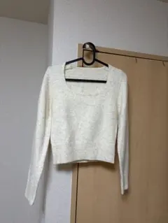 スクエアネック 長袖 ニット