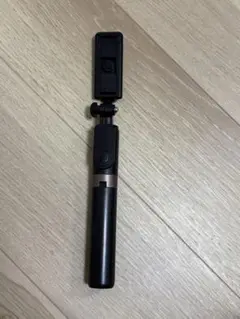 スマホ用自撮り棒 ブラック 三脚機能付き
