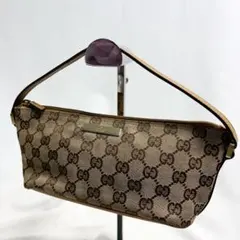 グッチ アクセサリーポーチ GGキャンバス ロゴ プレート 大容量 多機能 本革