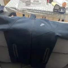 Nike テックフリース ネイビー