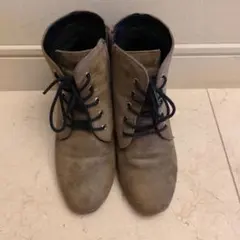グレー スエード レースアップ ショートブーツ