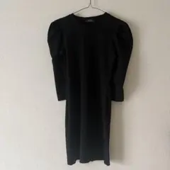 【Bershka】パフスリーブワンピース