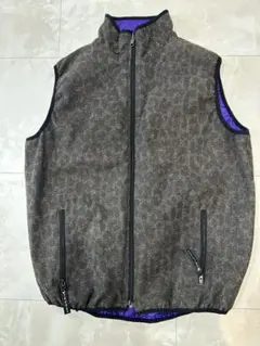 ワイルドシングス　リバーシブルベスト M