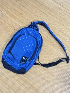 プーマPUMA 青　ボディバッグ