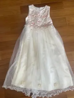 アイボリー刺繍ドレス（リボン付き）　子供の発表会