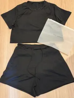 Item thumbnail for item 090bd75a-6fb9-47d0-880e-2b96860b5505