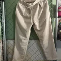 ストライプ柄 ベージュ イージーパンツ Mサイズ