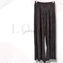 ワンウェイ　ワイドパンツ　M　美品　黒　艶感　肩見え　つるつる　切りっぱなし