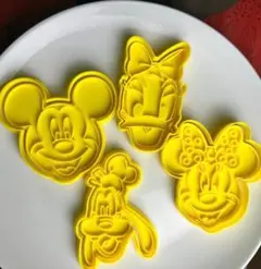 ディズニー型抜きセット（イエロー）