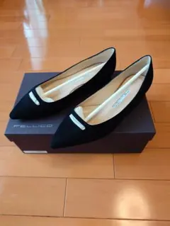 【新品】PELLICO スエードフラットシューズ 35 1/2 ブラックのサムネイル