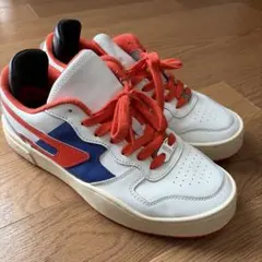 ディーゼルスニーカー