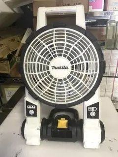 あ*丸様 新品未使用マキタ 充電式ファン CF203DZ - メルカリ