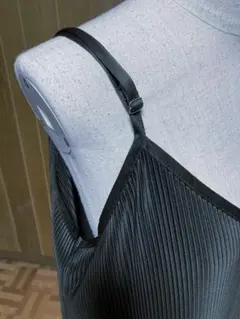 プリーツ加工　焦げ茶色　ロング丈　コンビネゾン