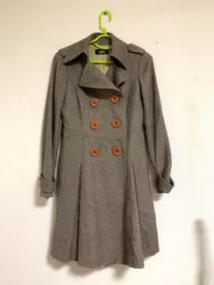 salire サリア トレンチコートのサムネイル