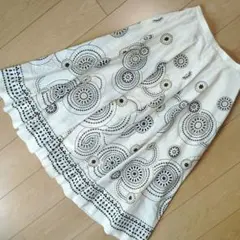 PINORE ピノーレ ホワイトフレアスカートFreeサイズ 華やか