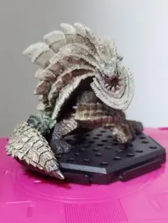 【タグ付き】 ウカムルバス　モンスターハンター　ミニマスコットぬいぐるみ モンハン ミニマスコット ぬいぐるみ ウカムルバス - メルカリ