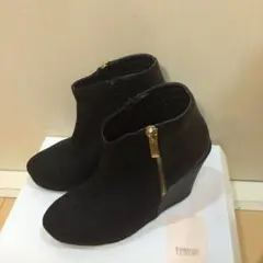 LIMITLESS LUXURY♡ショートブーツのサムネイル