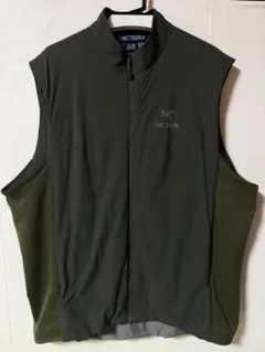 希少ARC'TERYX オリーブグリーン ベスト