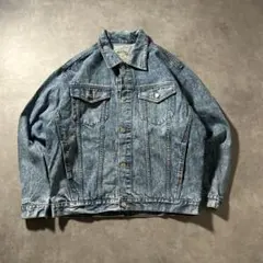 Item thumbnail for item 3291bf7e-5391-4345-a230-91165d52bfa8