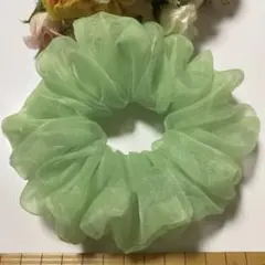 ハンドメイドシュシュ☆オーガンジーライトグリーン