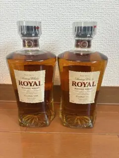 古酒サントリー ロイヤルウイスキー 旧スリムボトル2本セット❗️ 古酒サントリー ロイヤルウイスキー 旧スリムボトル2本セット
